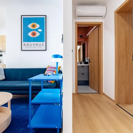 Borg Apartmanhaz Cegled Exterior photo