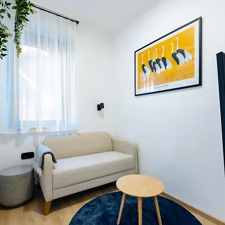 Borg Apartmanhaz Cegled Exterior photo