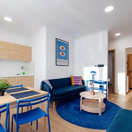 Borg Apartmanhaz Cegled Exterior photo